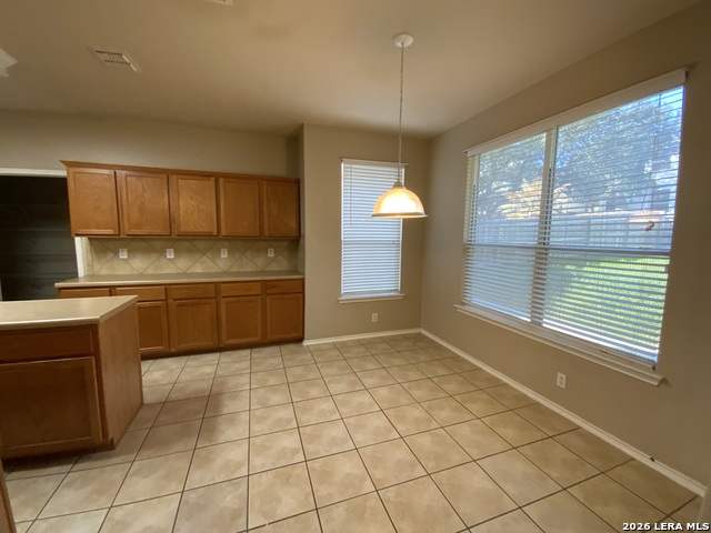 Image 13 of 33 For 17211 Ashbury Lodge