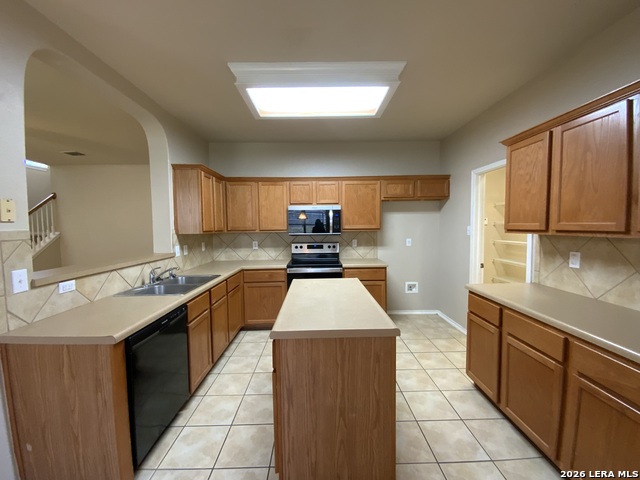 Image 14 of 33 For 17211 Ashbury Lodge