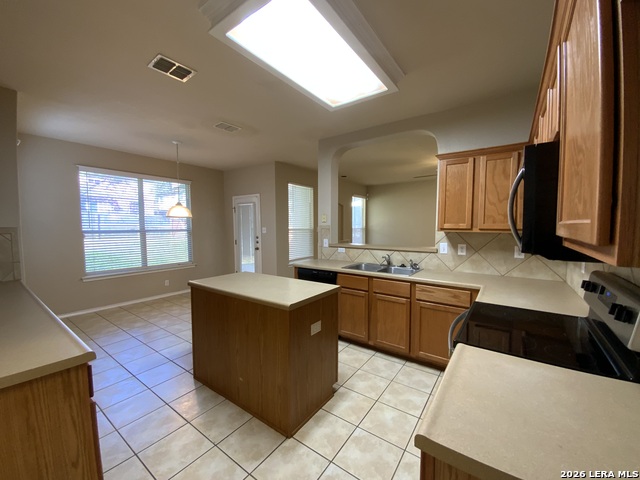 Image 15 of 33 For 17211 Ashbury Lodge