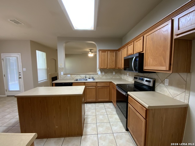 Image 16 of 33 For 17211 Ashbury Lodge