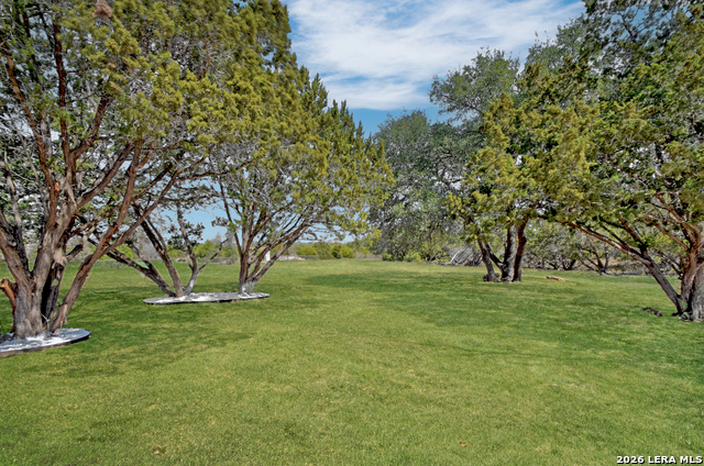 Image 25 of 34 For 701 Highland Meadows