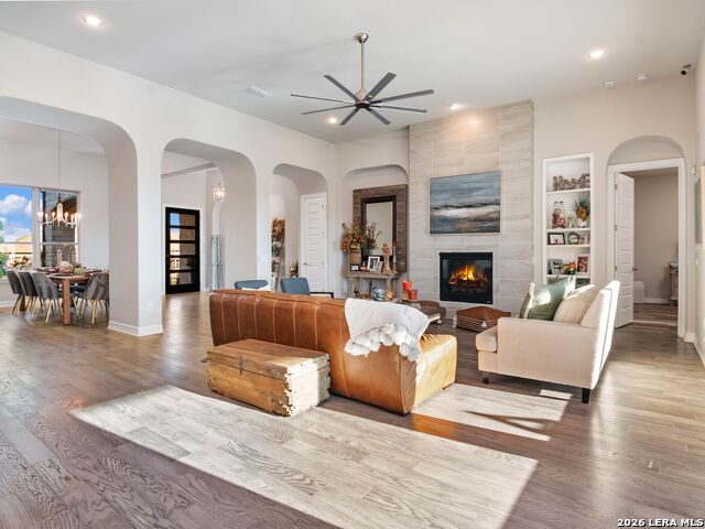 Image 12 of 42 For 8134 Vanity Hill