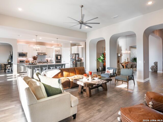 Image 13 of 42 For 8134 Vanity Hill