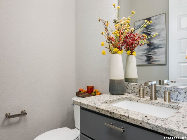 Image 32 of 42 For 8134 Vanity Hill