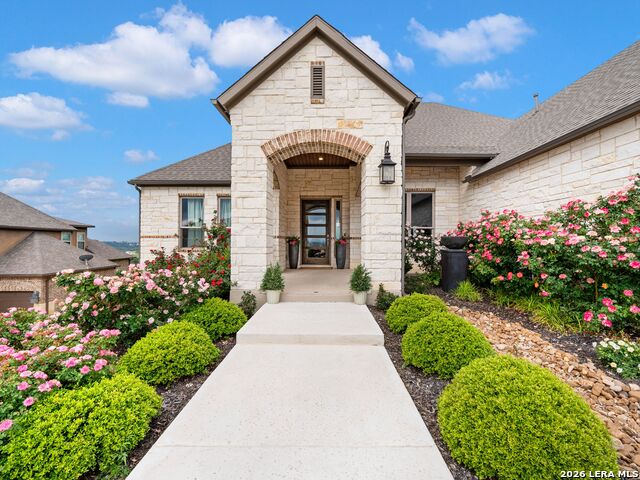 Image 5 of 42 For 8134 Vanity Hill