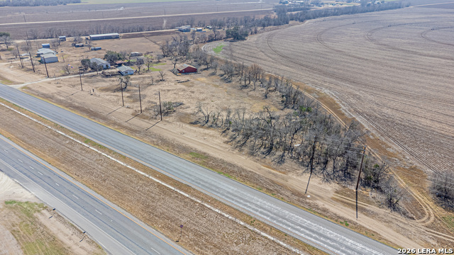 Listing photo id 16 for 3100 Hwy 90 E
