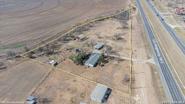 Listing photo id 0 for 3100 Hwy 90 E