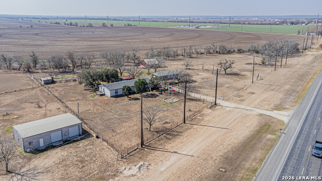 Listing photo id 25 for 3100 Hwy 90 E