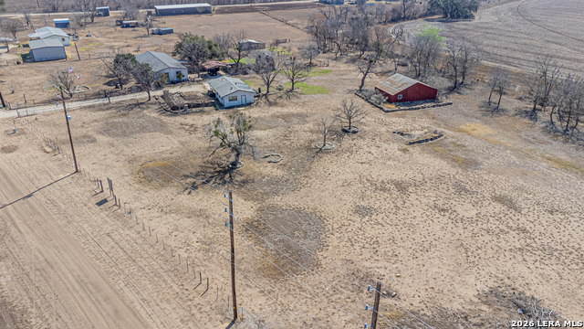 Listing photo id 27 for 3100 Hwy 90 E