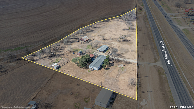Listing photo id 1 for 3100 Hwy 90 E