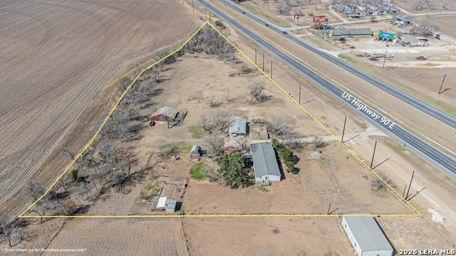 Listing photo id 2 for 3100 Hwy 90 E