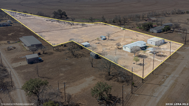 Listing photo id 19 for 3124 Hwy 90 E