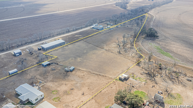 Listing photo id 6 for 3124 Hwy 90 E