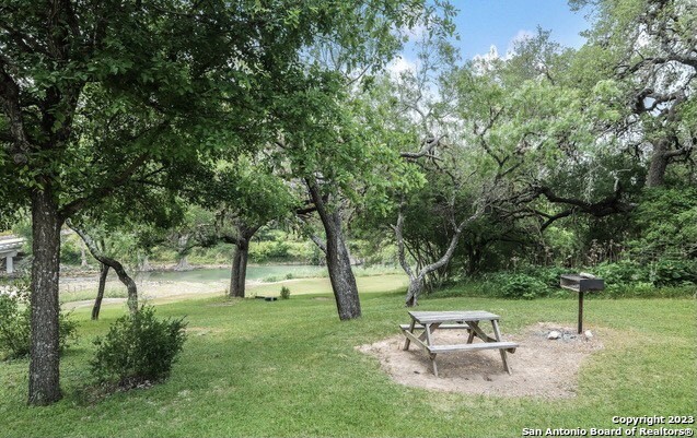 Image 15 of 18 For 330 Rayner Ranch