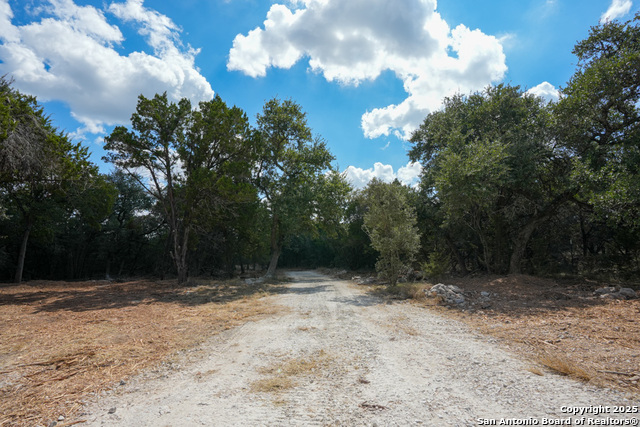 Image 9 of 18 For 330 Rayner Ranch