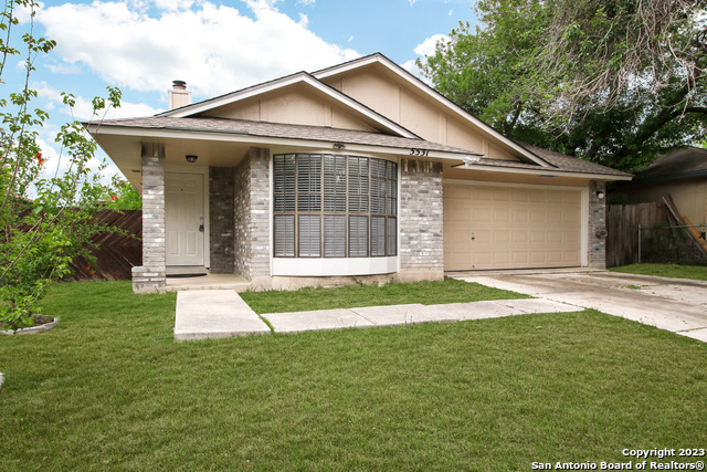 Image 2 of 28 For 5531 Ivanhoe St