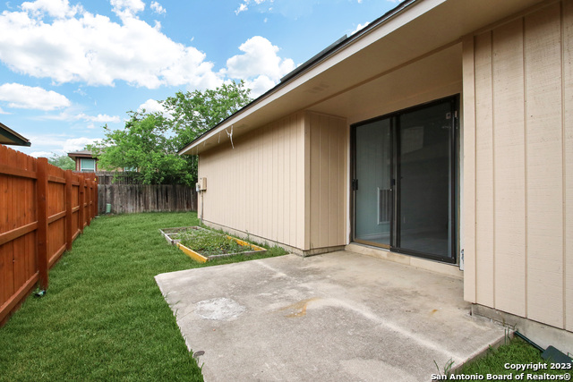 Image 24 of 28 For 5531 Ivanhoe St