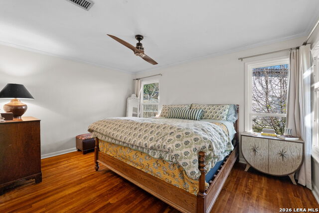 Image 19 of 30 For 221 Seford Dr