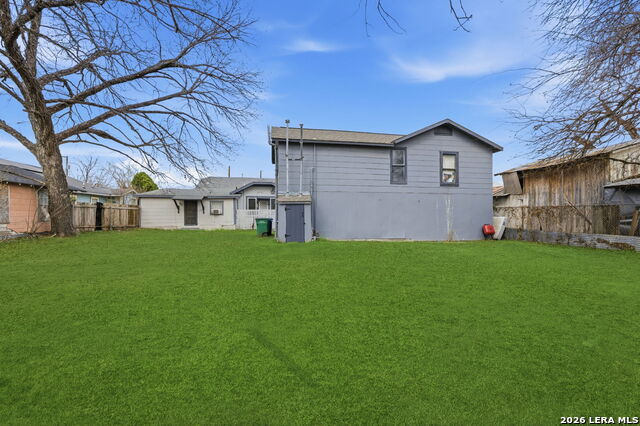 Image 22 of 24 For 214 E Huff Ave