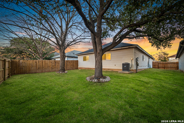 Image 25 of 29 For 2619 Kingswell Ave