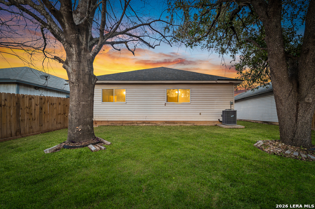 Image 26 of 29 For 2619 Kingswell Ave