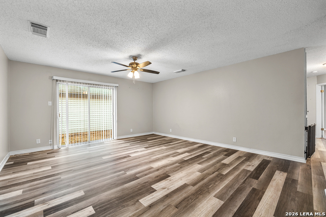 Image 3 of 29 For 2619 Kingswell Ave