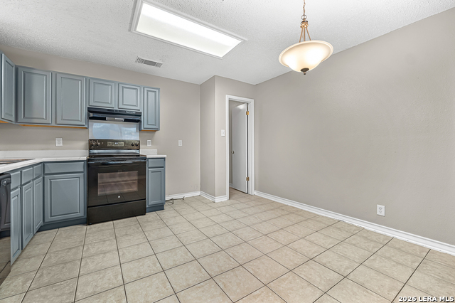 Image 7 of 29 For 2619 Kingswell Ave