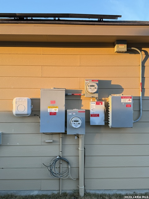 Image 7 of 45 For 4837 Theralite