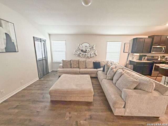 Image 10 of 22 For 13138 Whisper Bend