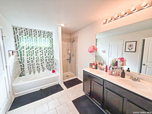 Image 15 of 22 For 13138 Whisper Bend