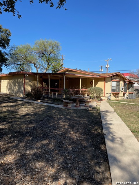 Image 11 of 52 For 102 Audrey Alene Dr.