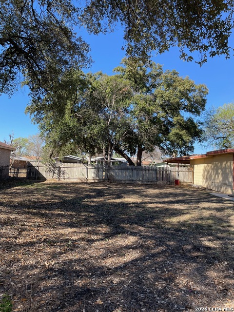 Image 14 of 52 For 102 Audrey Alene Dr.