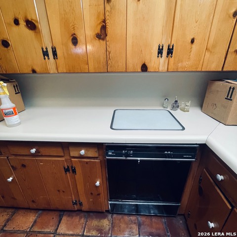 Image 18 of 52 For 102 Audrey Alene Dr.