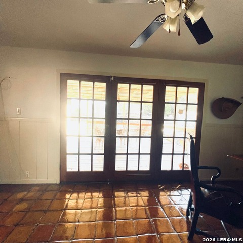 Image 27 of 52 For 102 Audrey Alene Dr.