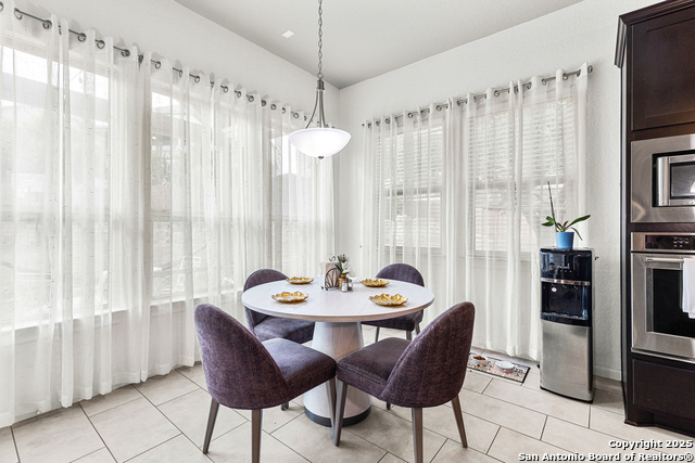 Image 11 of 36 For 8116 Grierson