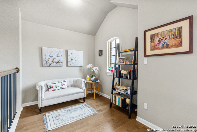 Image 12 of 36 For 8116 Grierson