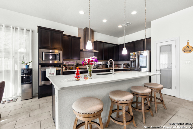 Image 9 of 36 For 8116 Grierson