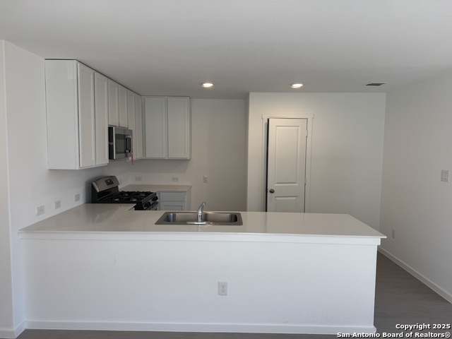 Image 5 of 29 For 9161 Luciano