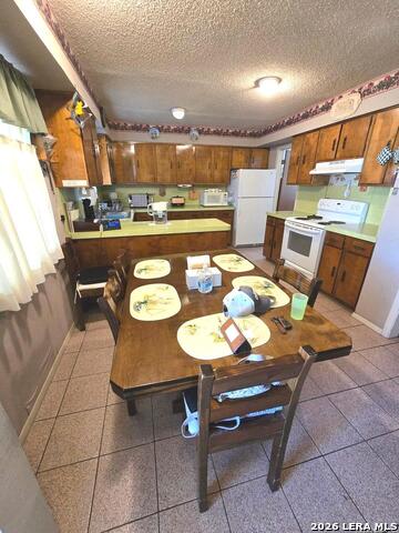 Listing photo id 16 for 18970 Fm 2790 W