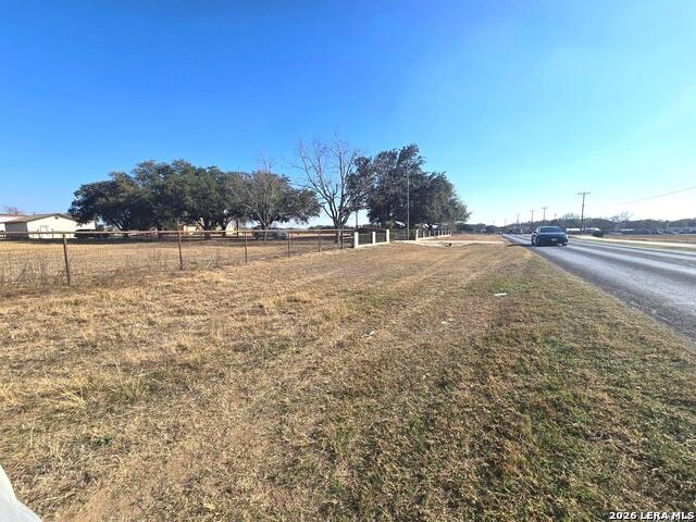 Listing photo id 40 for 18970 Fm 2790 W