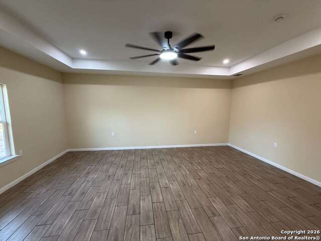 Image 17 of 54 For 48 Grey Fox  