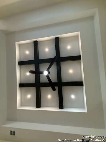 Image 20 of 54 For 48 Grey Fox  