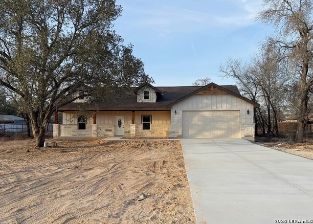 Image 28 of 54 For 48 Grey Fox  