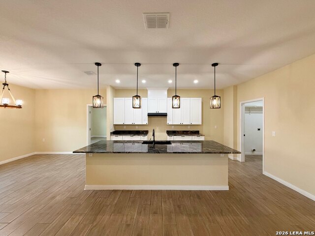 Image 40 of 54 For 48 Grey Fox  