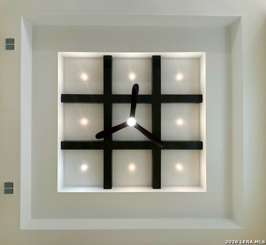 Image 46 of 54 For 48 Grey Fox  