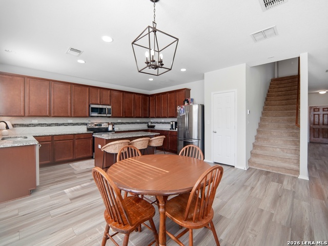 Image 10 of 38 For 456 Nova Zembla