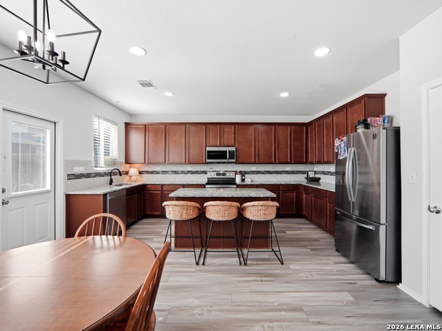 Image 11 of 38 For 456 Nova Zembla