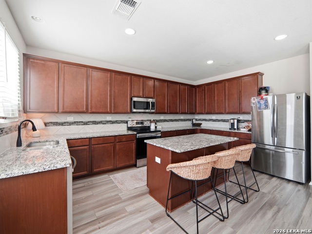 Image 12 of 38 For 456 Nova Zembla