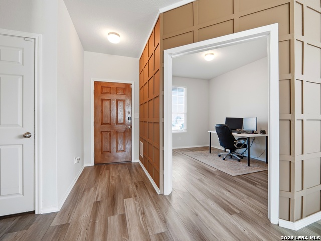 Image 14 of 38 For 456 Nova Zembla