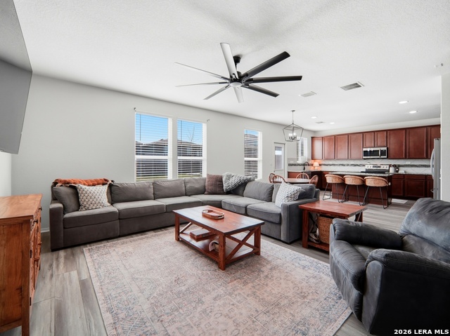 Image 6 of 38 For 456 Nova Zembla